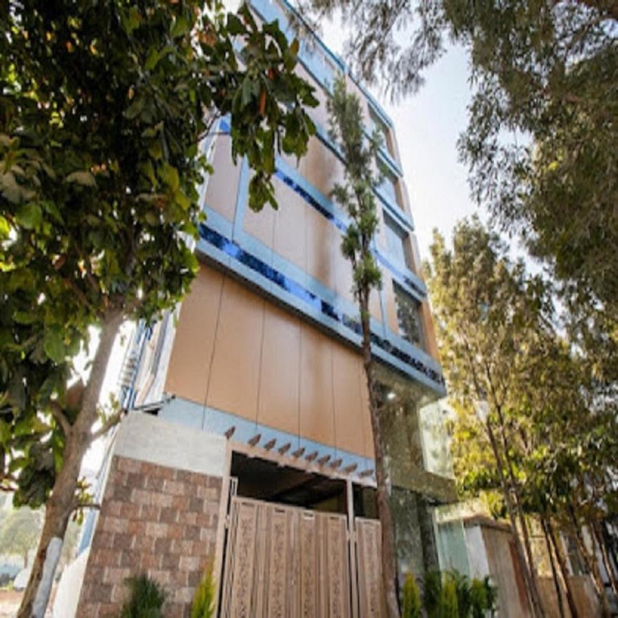 Vovo Hotels Yelahanka Exterior photo